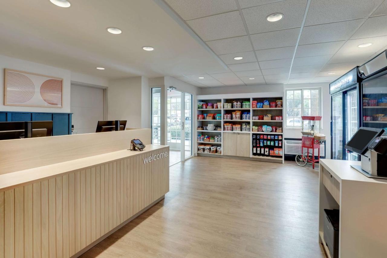 Sonesta Simply Suites Miami Airport Doral Εξωτερικό φωτογραφία