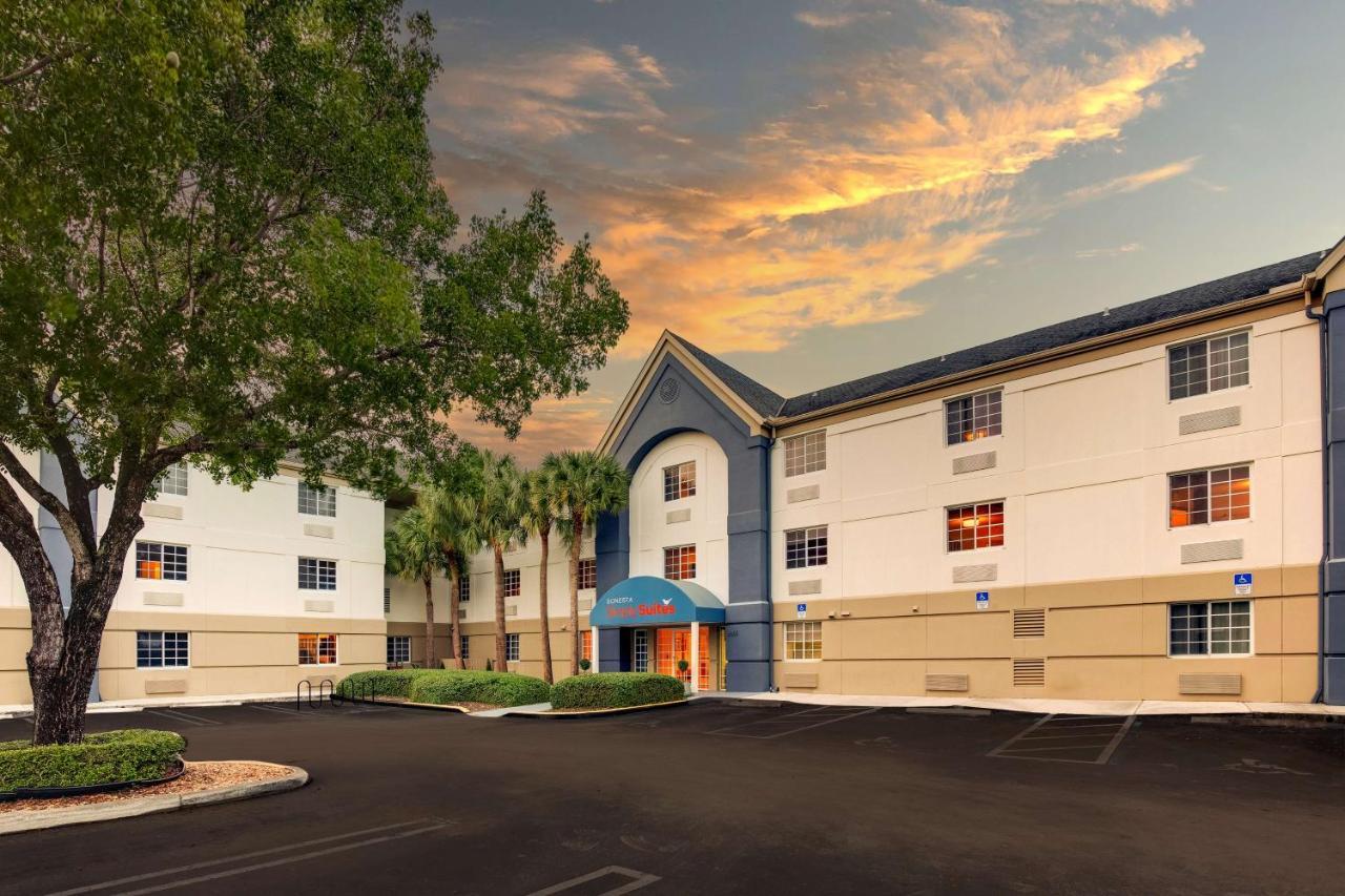 Sonesta Simply Suites Miami Airport Doral Εξωτερικό φωτογραφία